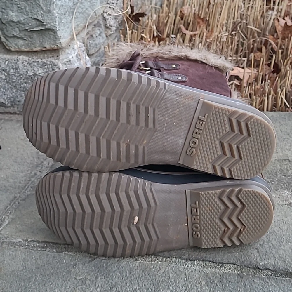 Sorel Joan of Arctic snow winter boots